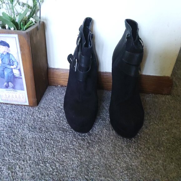 MOSSIMO BLACK SUEDE WEDGE PLATFORM BOOTS - Picture 6 of 6